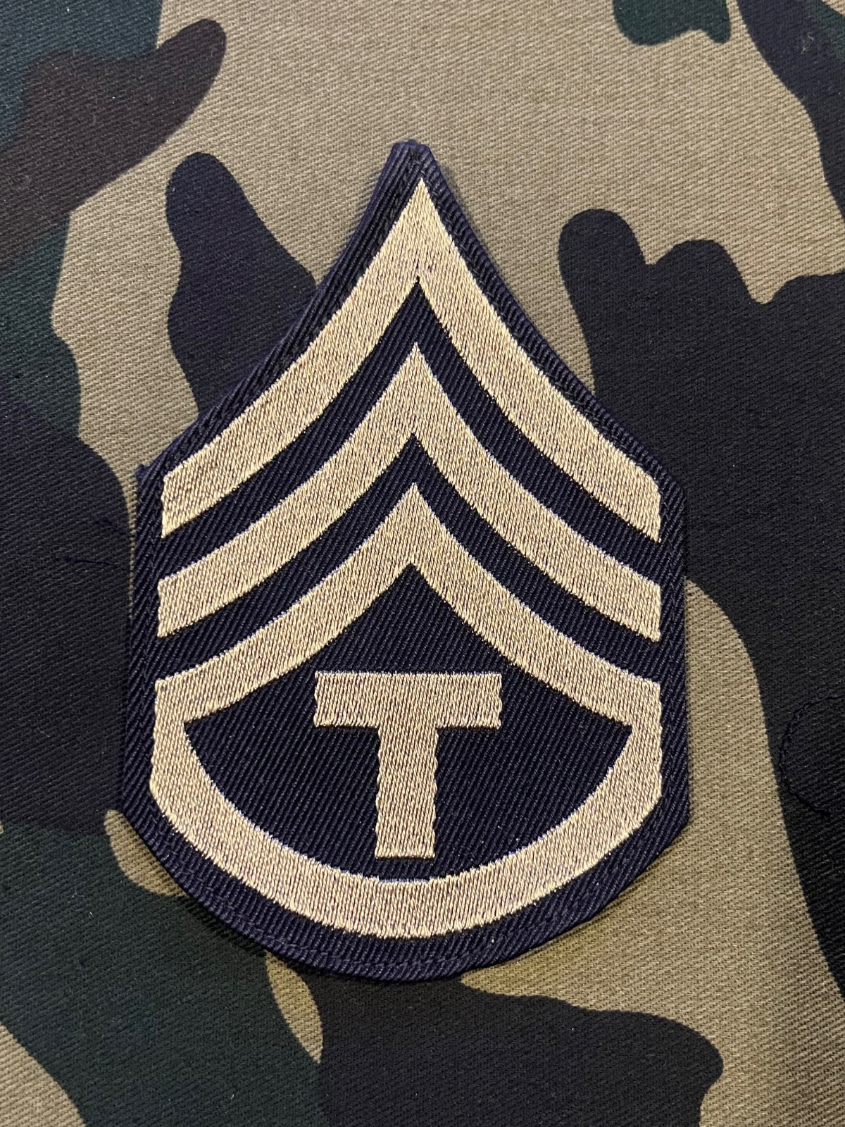 WWII US ARMY TECHNICAN 3RD GRADE CHEVRON; TAN ON BLUE