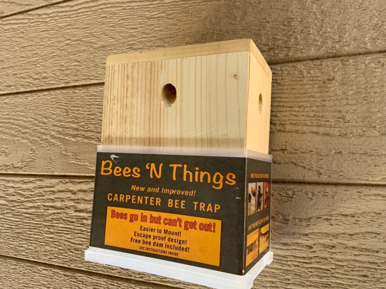 Bees N Things Outdoor Carpenter Bee Hanging Trap with 15 ft. Coverage