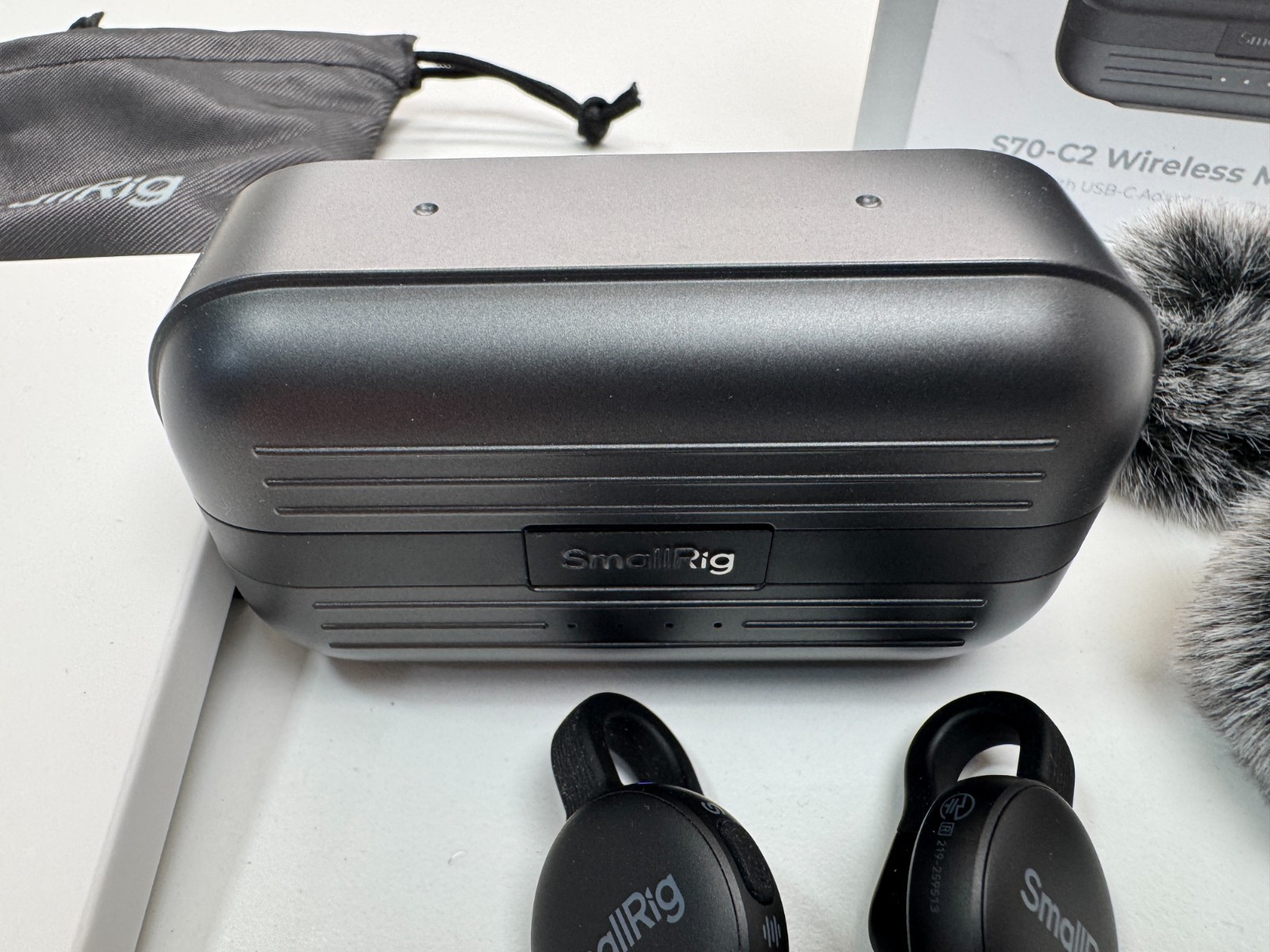 SMALLRIG Wireless Mic S70-C2 (2 TX + 1 RX + Charging Case) Wireless Lapel Microp