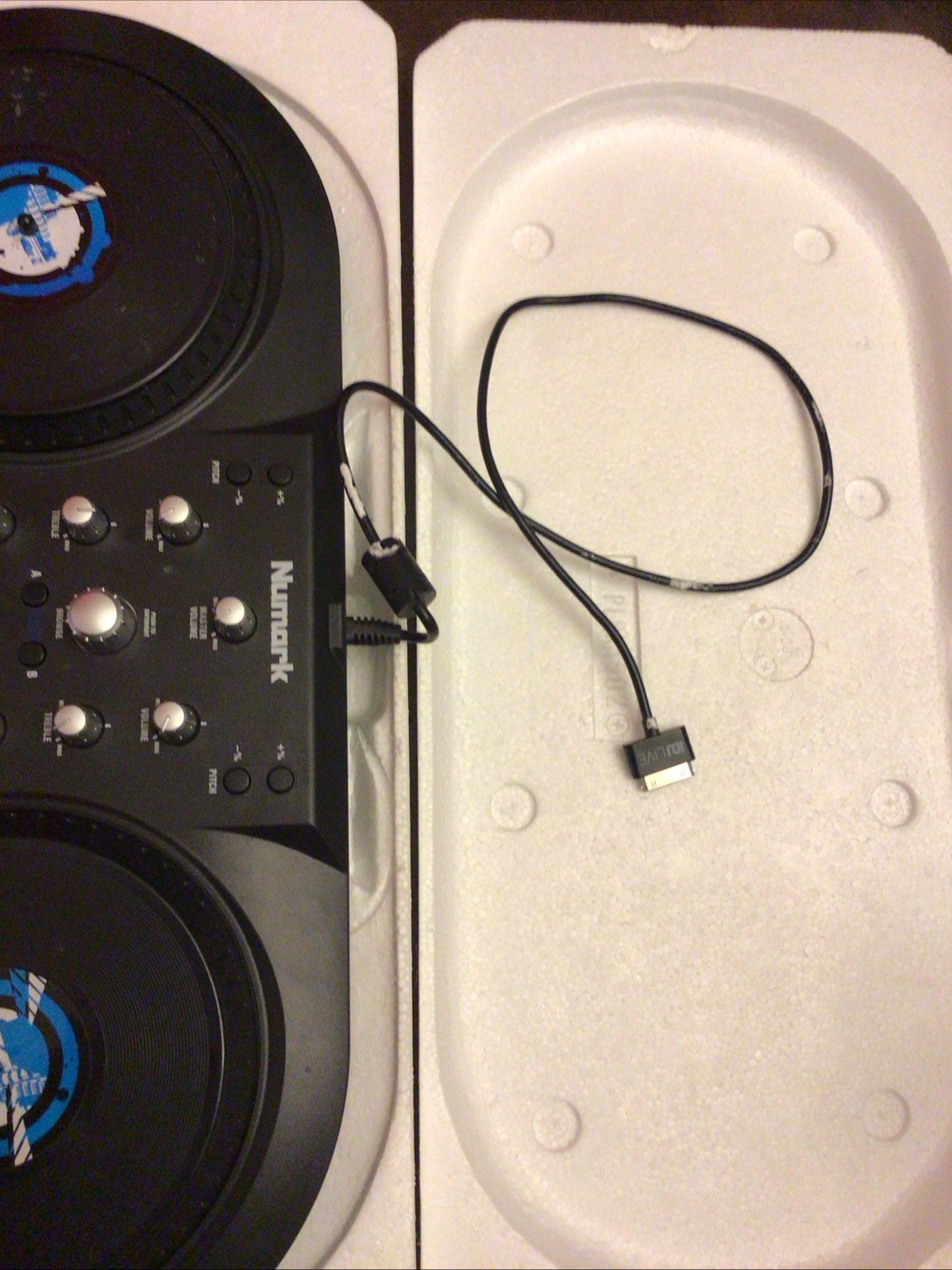 Numark iDJ Live