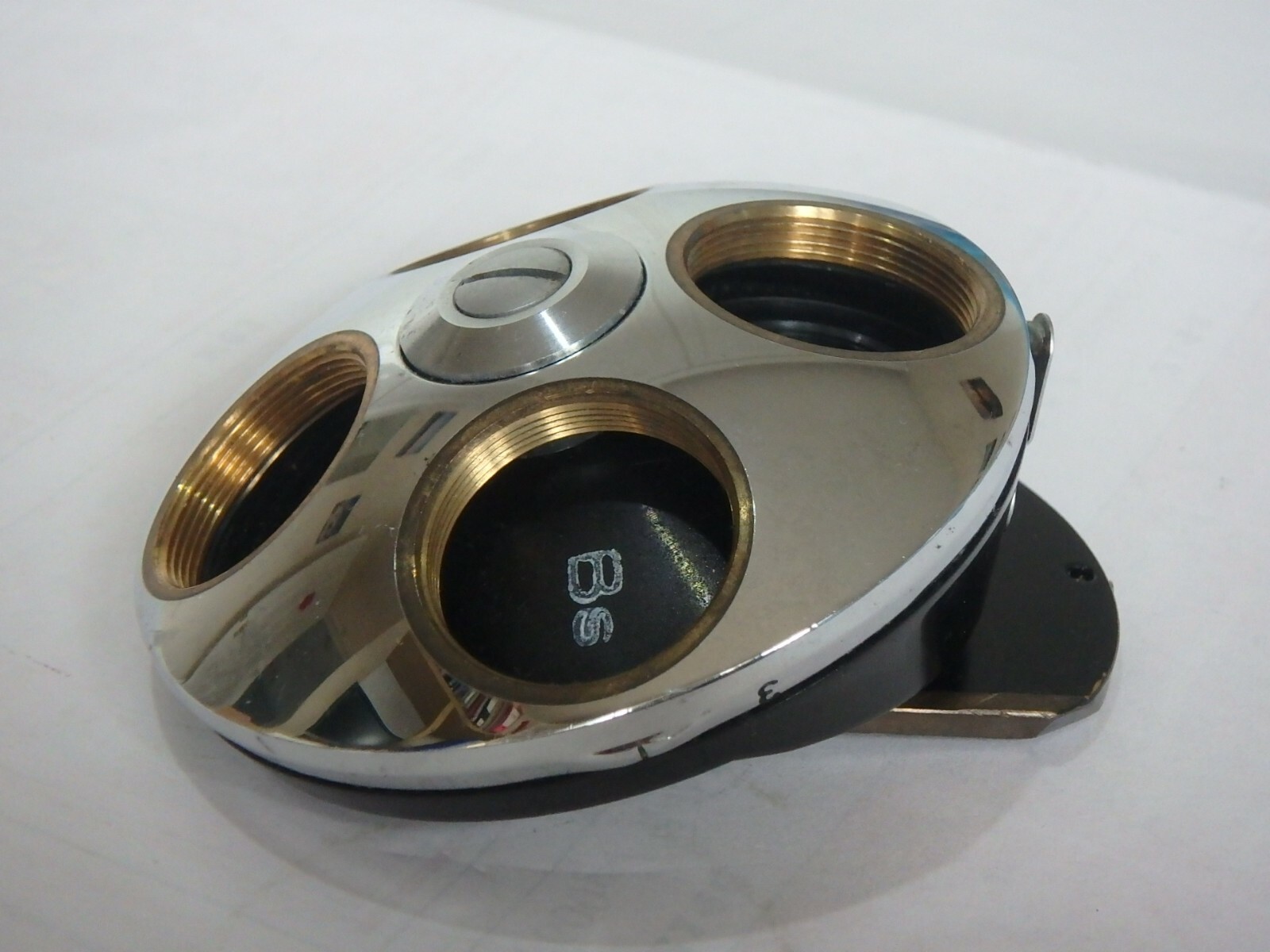 Leitz 4-position nosepiece.- working correctly