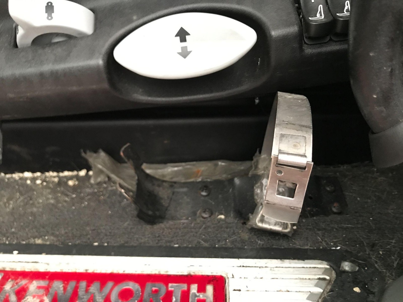 Kenworth T680 Brackets, Misc