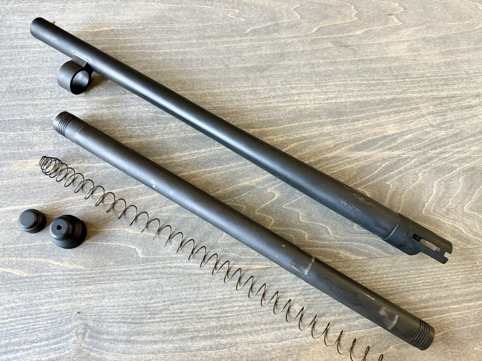 MOSSBERG 500 590 590A1 18.5” HEAVY WALLED BARREL MAGAZINE TUBE CAP SPRING 12 GA
