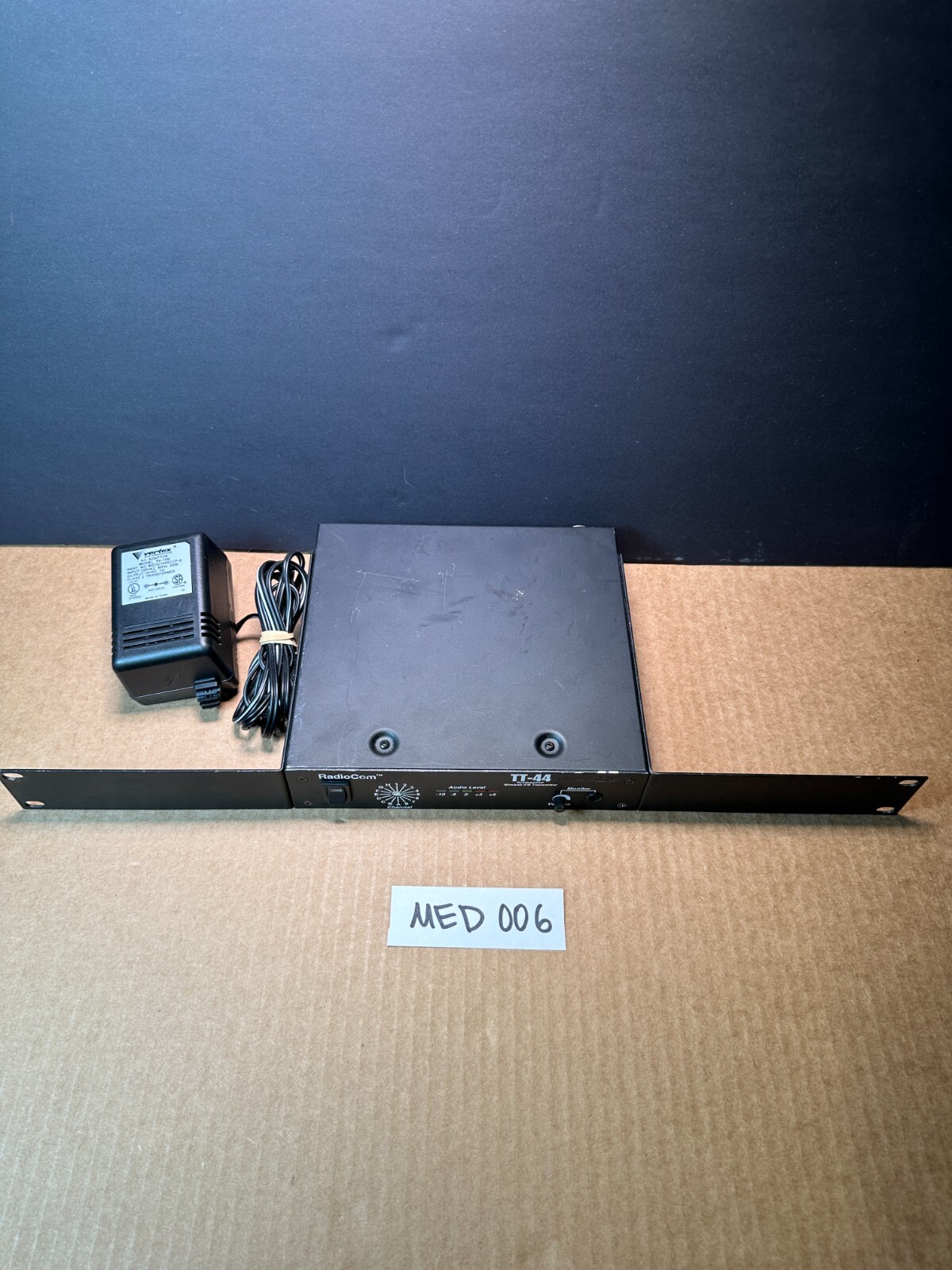 Telex Radiocom TT-44 16 Channel Synthesized Wireless IFB Transmitter Works!!!