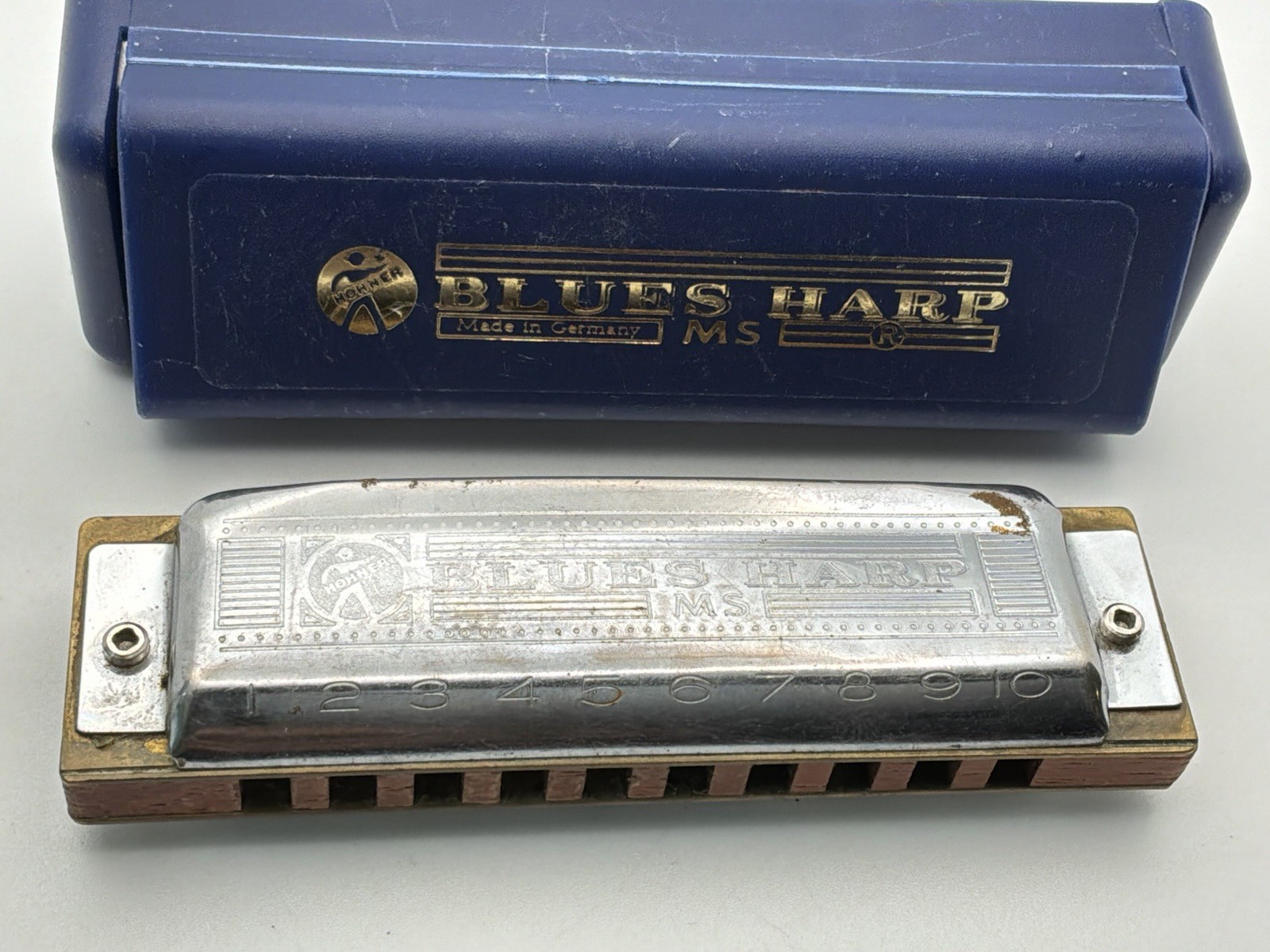 Hohner Blues Harp MS 532/20 Key D Diatonic Harmonica Germany w/ Case & Manual