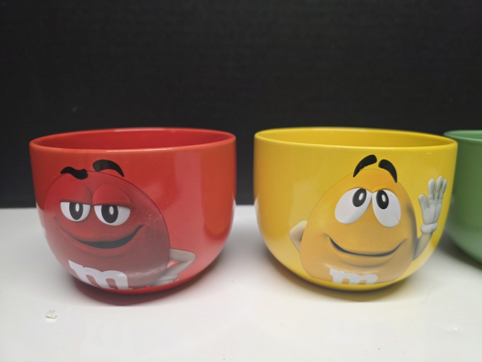 M&M’s Collectible Ceramic Snack Bowls / Candy Dishes – Set of 4 (2023) 🍬🍫