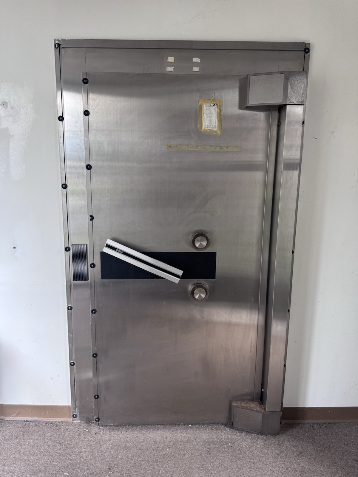 Steel Vault/Safe Door with Frame, Industrial Style, 1 Door, Silver Finish
