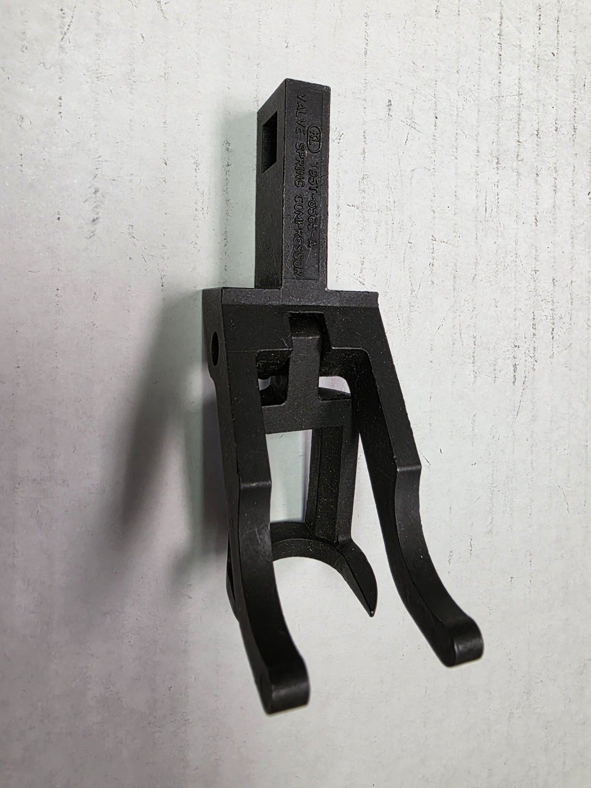303-523 Valve Spring Compressor