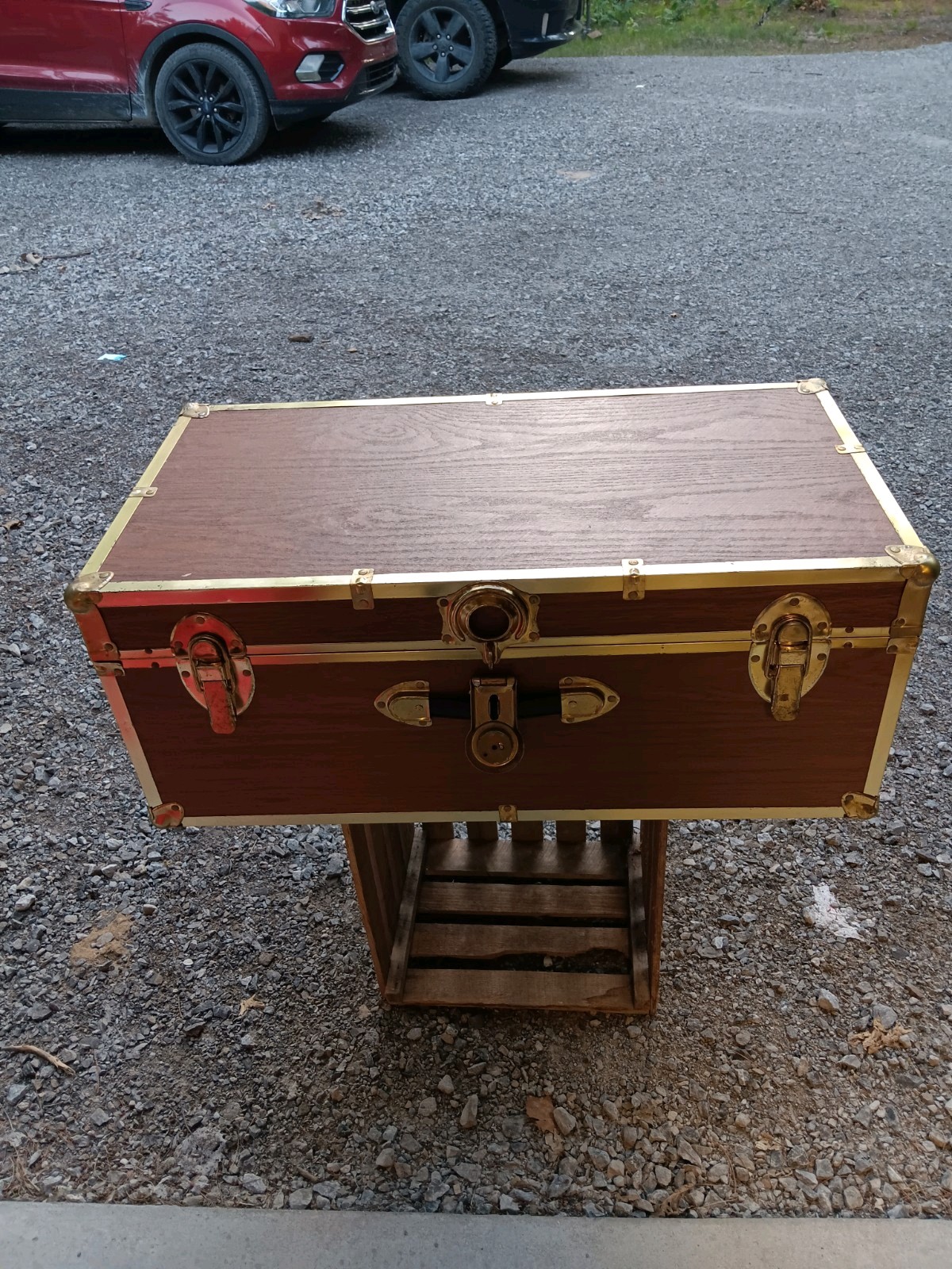 storage trunk footlocker