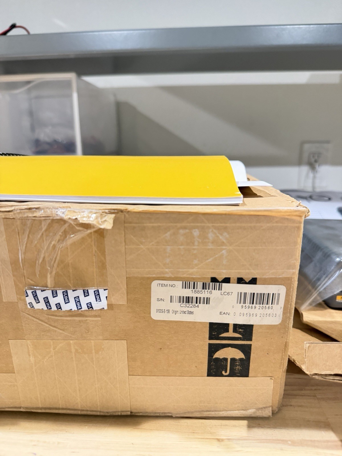 FLUKE CALIBRATION 9100S DRY WELL TEMPERATURE CALIBRATOR FREE SHIPPING