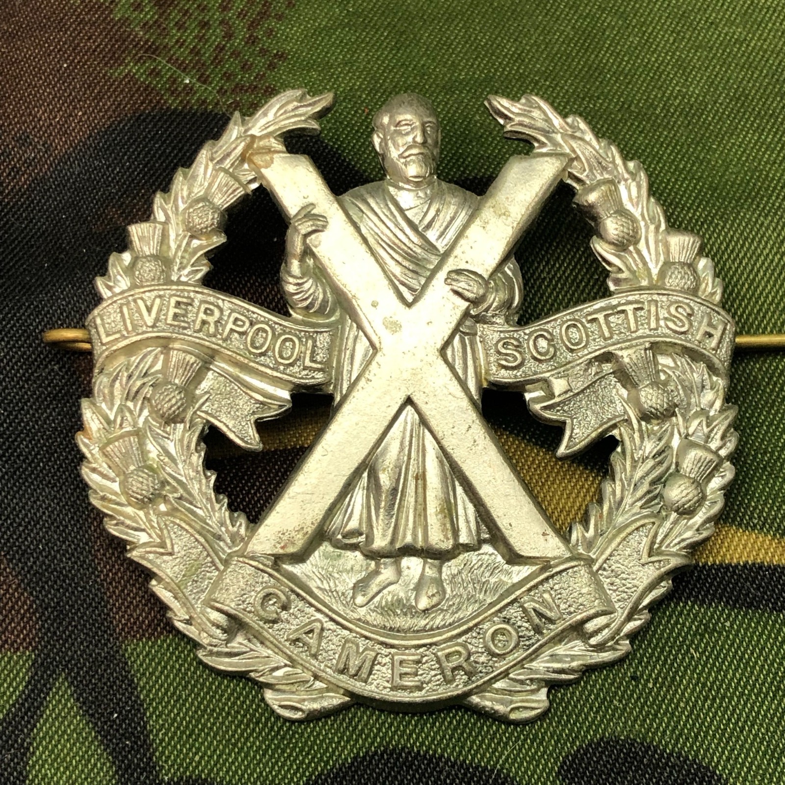 Original WW2 British Cap Badge - Queen's Own Cameron Highlanders