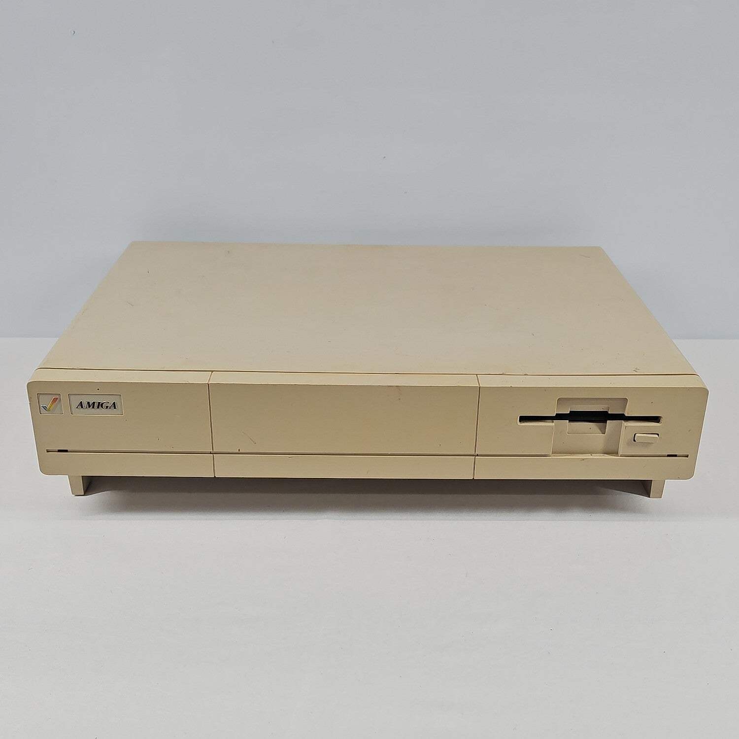 Commodore Amiga 1000 Vintage Personal Computer BR99YB-1000