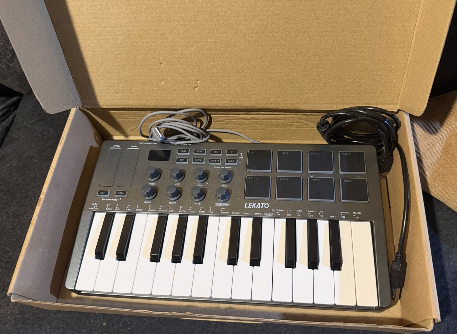LEKATO 25-Key MIDI Control Keyboard Controller w/ Pads, Aftertouch, USB/MIDI