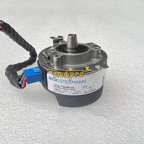 1pc Used SRS50-HFA0-K21 Motor Feecback Encoder Tested