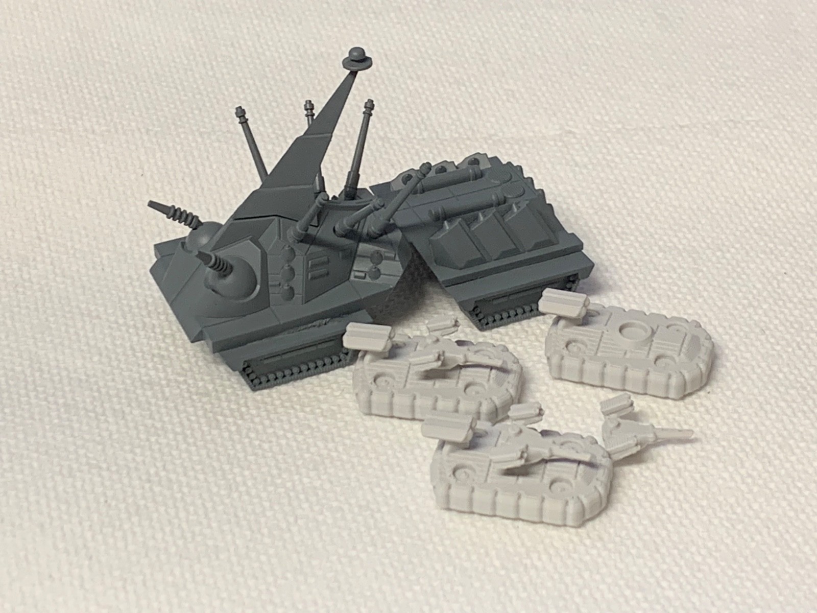 6 mm miniature Cheetah GEV 3 Pack, unpainted,  Ogre, Battletech