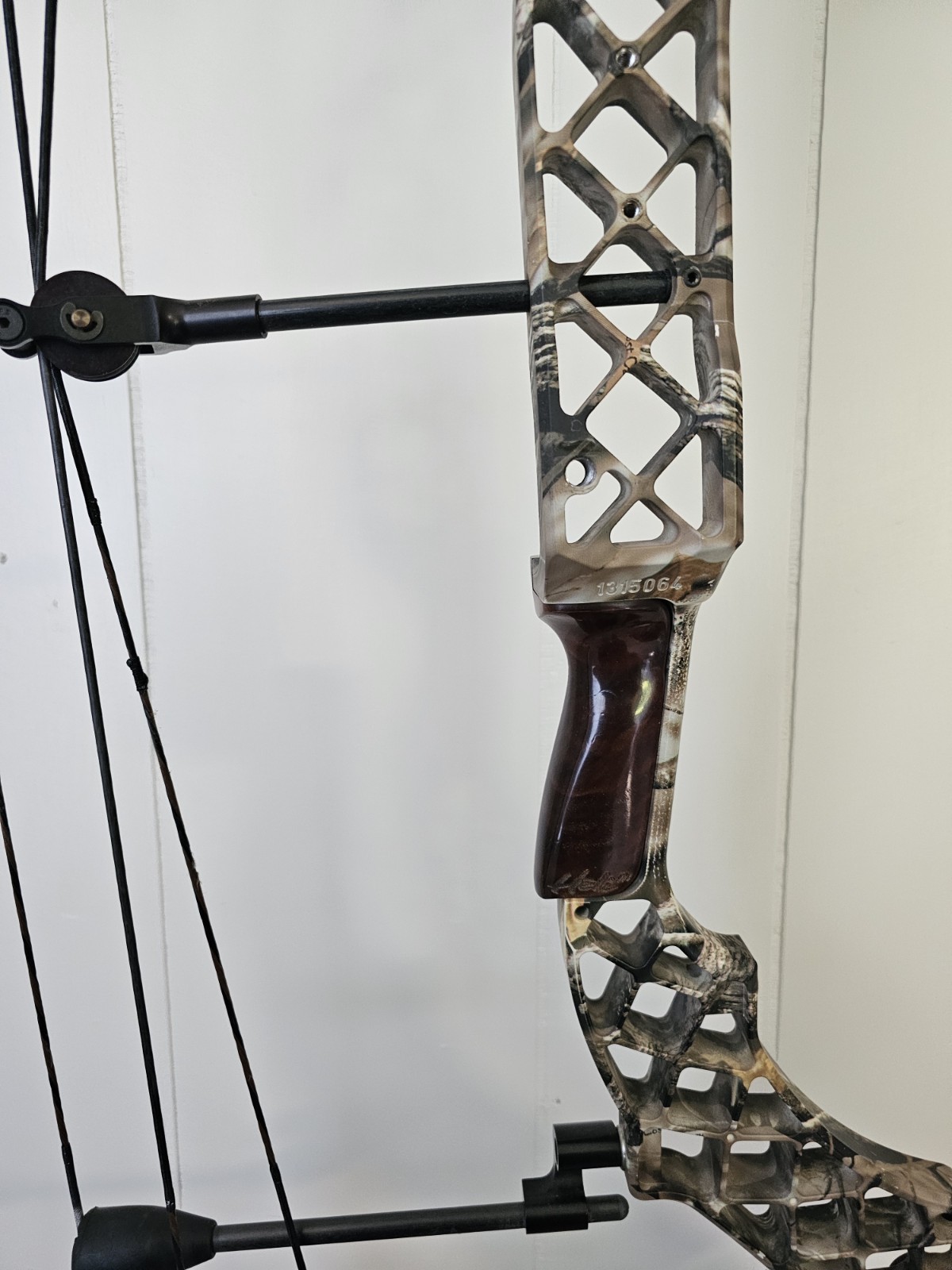 Mathews Helim Heli-m Compound Bow