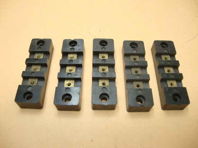 Terminal Strip,3 Lug, 0 Lug Common, Bakelite Terminal Strip NOS (M23) (Qty 5)