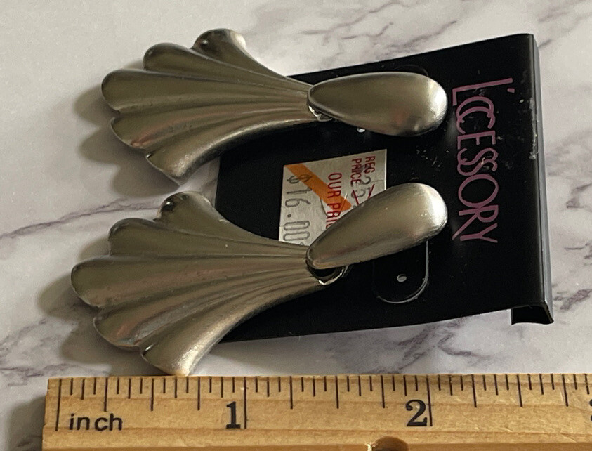 Vintage Silver Tone Pierced Earrings VS-45