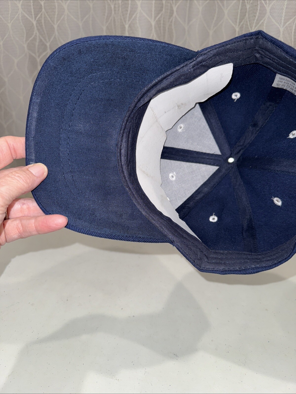 Notre Dame Interlock ND in White Silver on Navy Hat Cap Cotton Hook Loop EUC