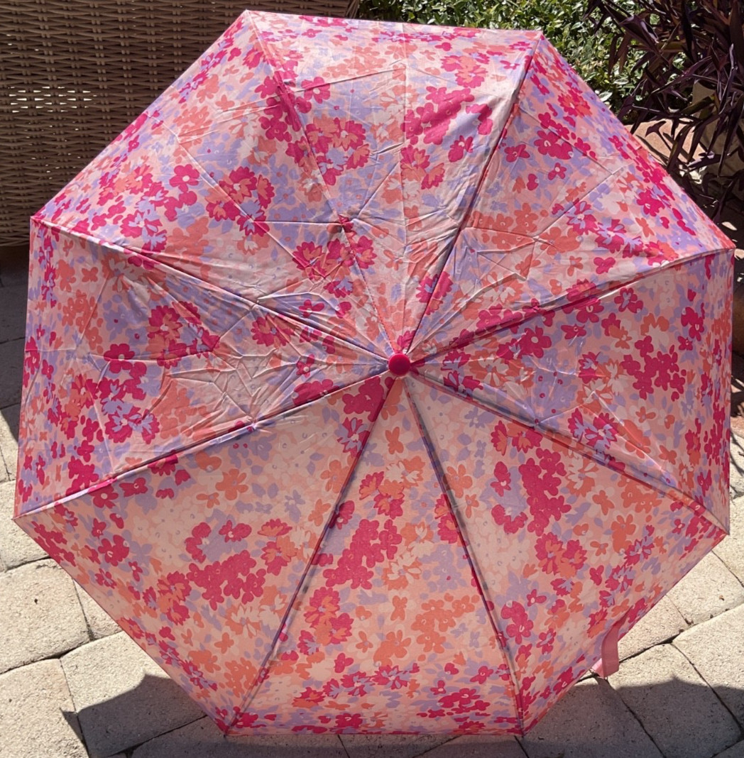 NINE WEST UMBRELLA PINK PURPLE FLORAL AUTO OPEN CLOSE HOOK 44 INCH NWT