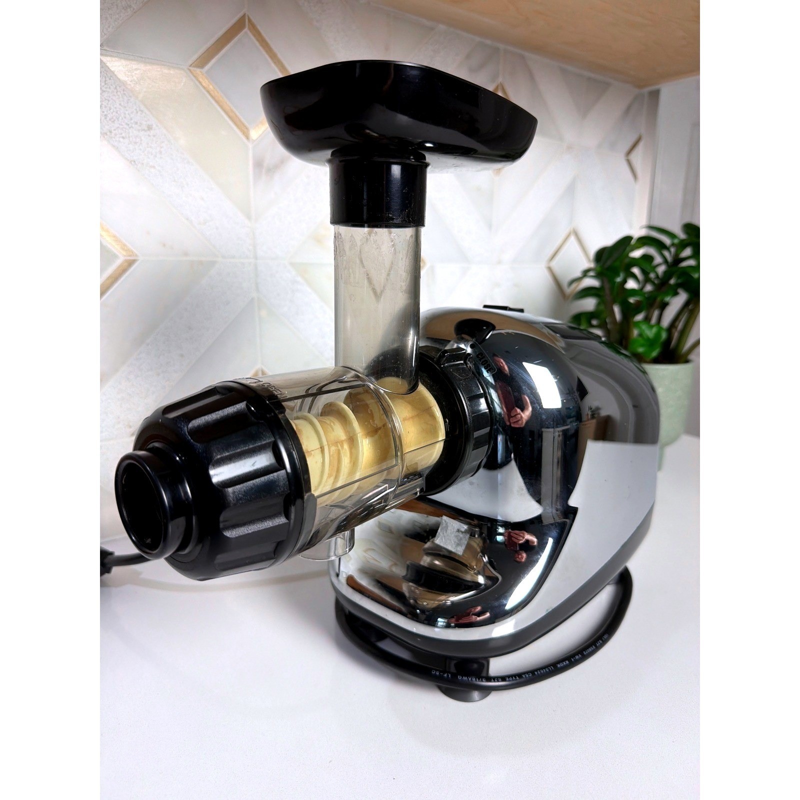 Omega Masticating Juicer Chrome Black Fruit Vegetable Cold Press 8000 Series