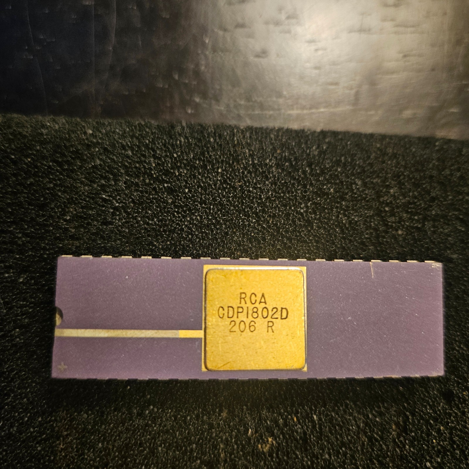 COSMAC CPU 1802 RCA CDP1852CD Vintage NOS. 1 pc. 5 Available.