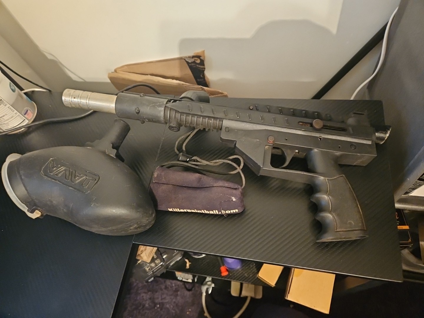 brass eagle Stingray 2 Paintball Gun And Hopper