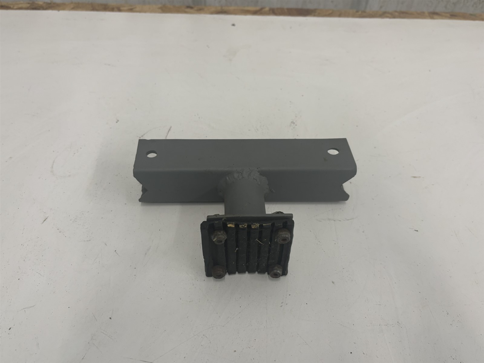 Luscombe Model 8 mount bracket support brace