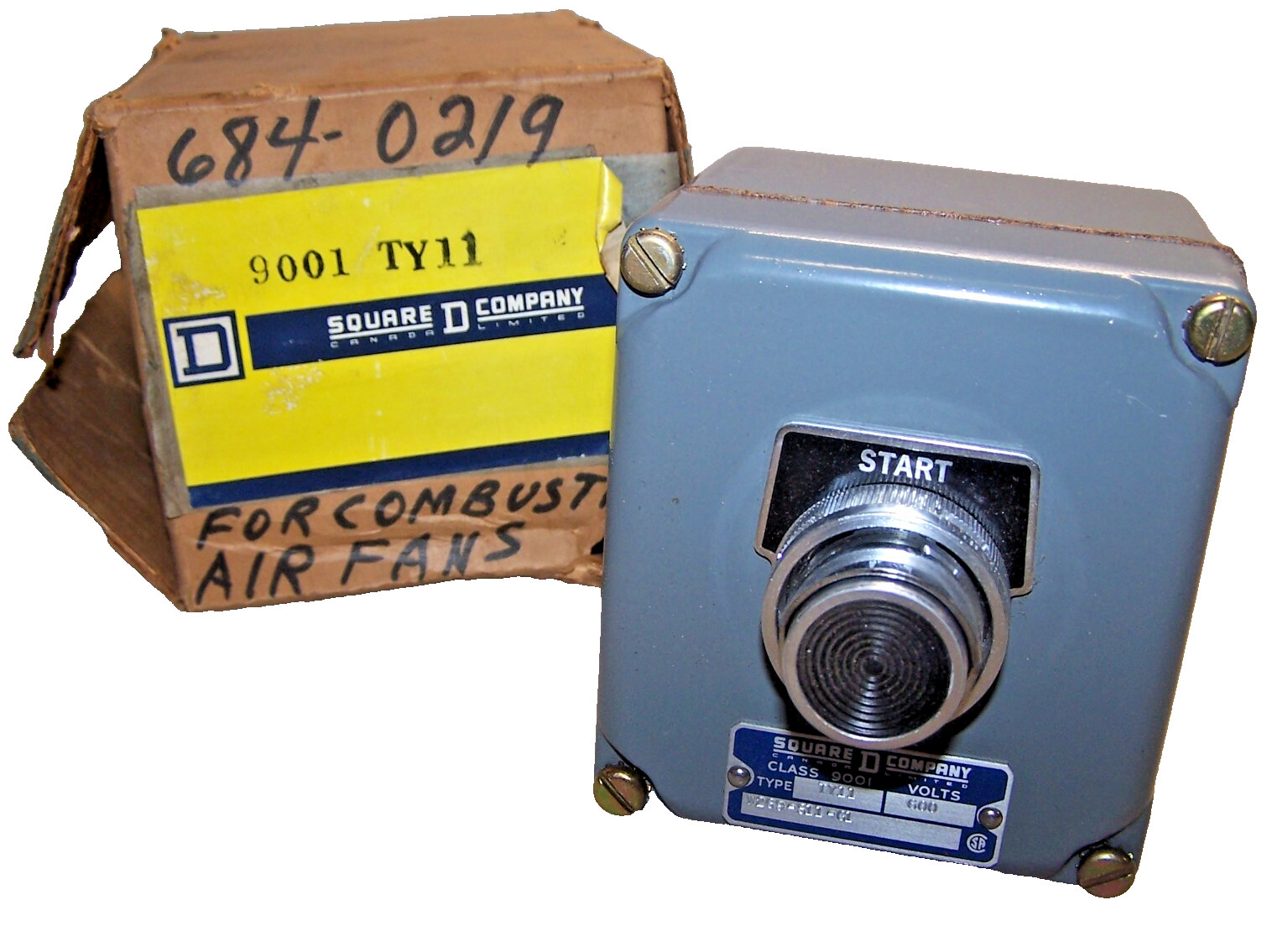 NEW SQUARE D BLACK START ENCLOSED PUSH BUTTON OPERATOR  9001 TY11