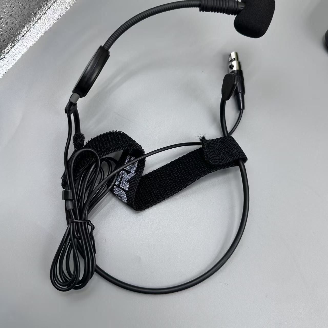 New BLX14/PGA31 Wireless Headworn Microphone System HEADSET SYSTEM W/PGA31