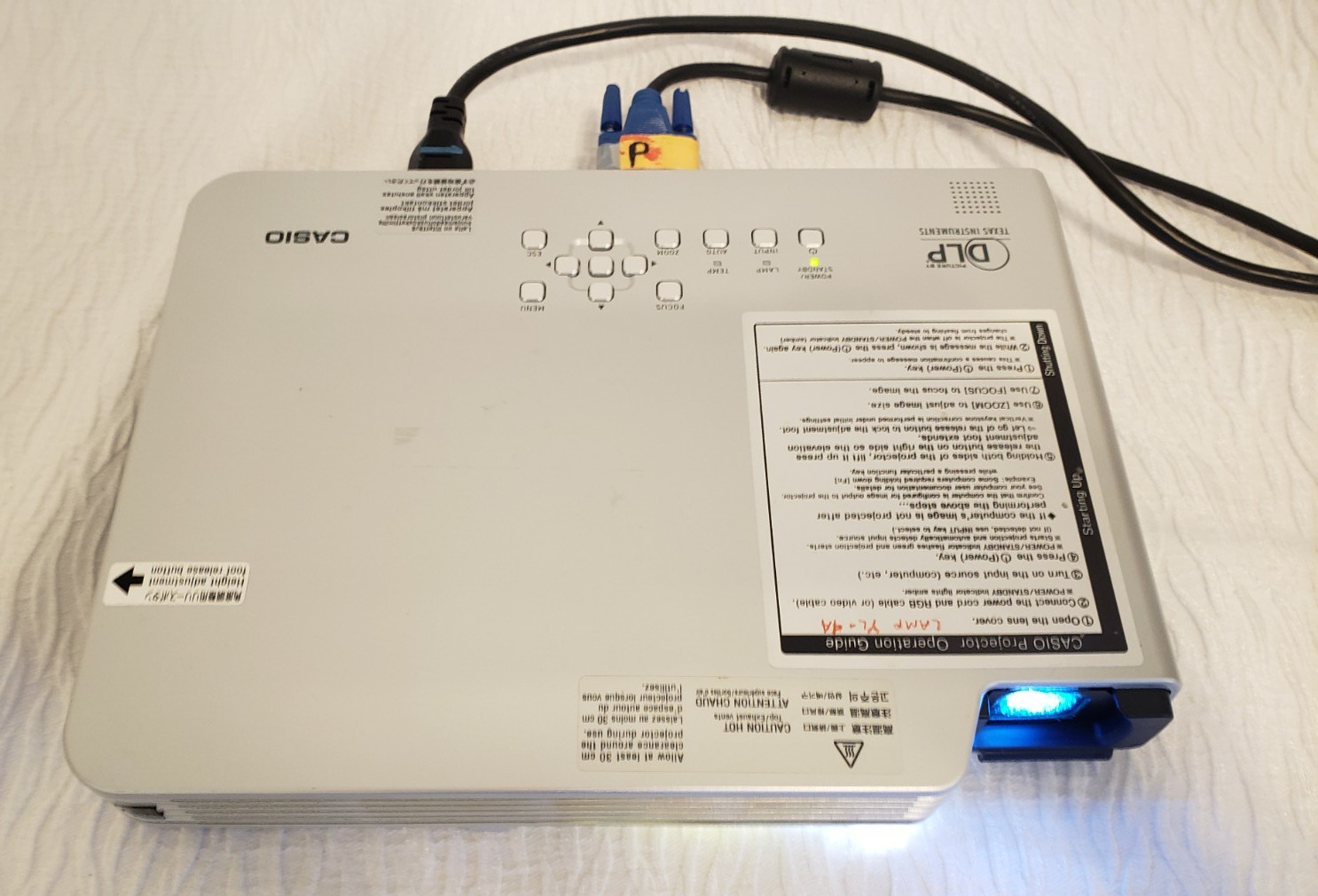 Used CASIO DATA PROJECTOR XJ-S47 With Carry Case Power Cord & Data Cable