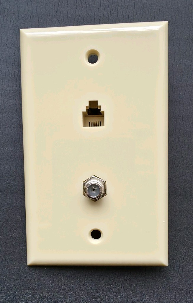 RJ11/RJ14 4c Combination Wall Plate Telephone Jack & F-Type Coaxial TV Beige