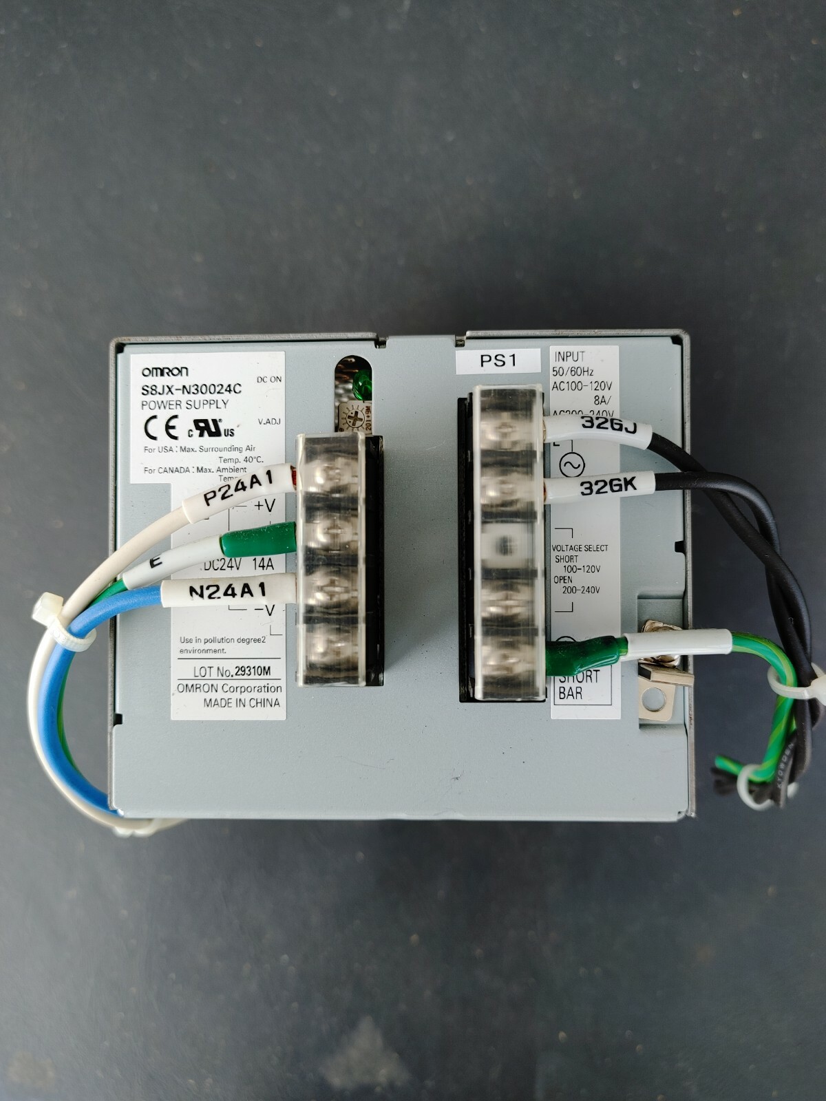 OMRON POWER SUPPLY ACV100-240V 50/60 HZ DC24V 28JX-N30024C - Free Shipping