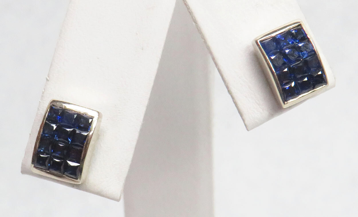 BEAUTIFUL 18K GOLD DIAMOND & INVISIBLE SET BLUE SAPPHIRE STUD EARRINGS