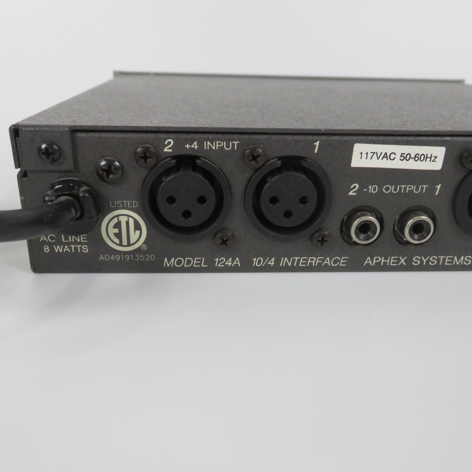 Aphex 124A 10/4 Audio Level Interface Balanced Unbalanced -10dBV to +4dBu