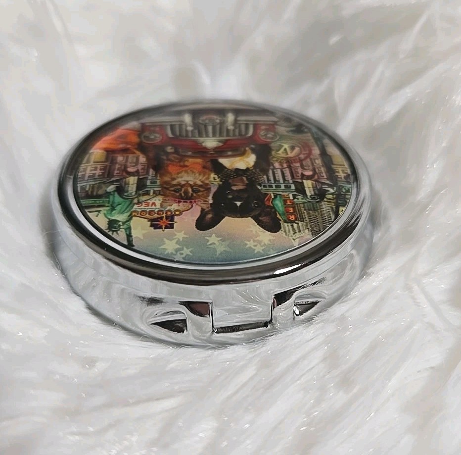 Nicole Lee Round Pill Case 3 Compartments Vitamin Holder NWT