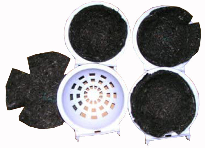 Bird Canary Aviary Budgie Plastic Nests Pans With felt pads Lot of 4 pcs