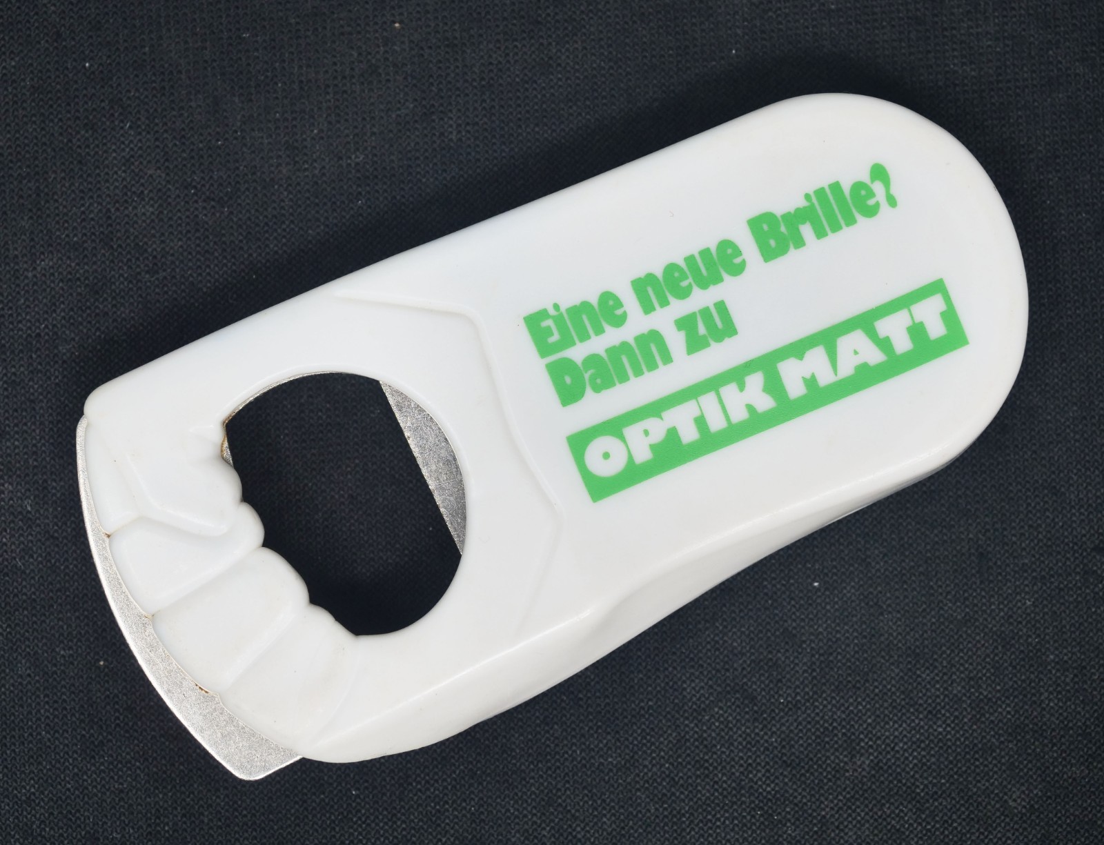 Eine Neue Brille! Dann Zu Optik Matt German Eye Clinic Promo Can/Bottle Opener
