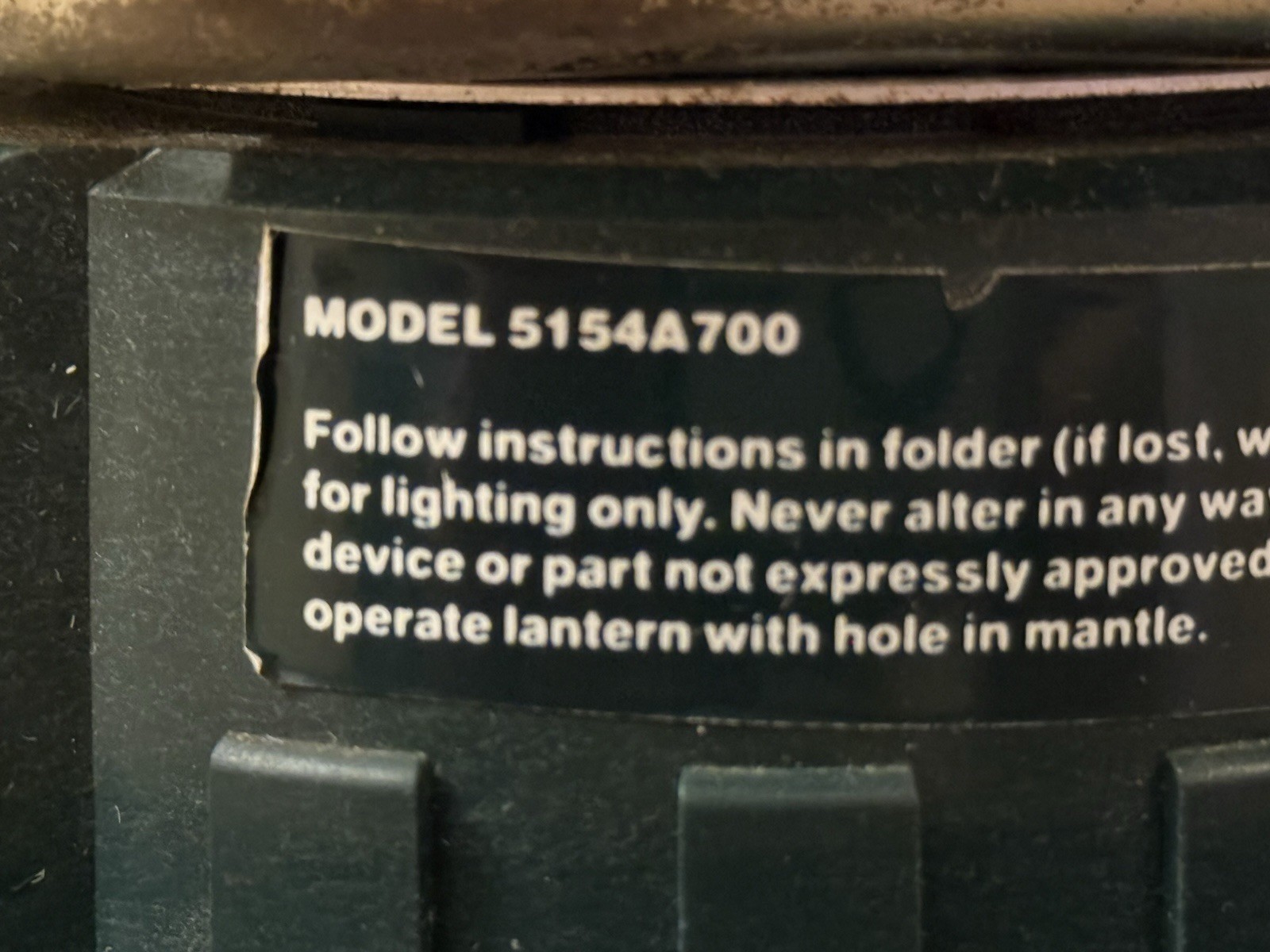 Coleman 5154A700 2 Mantle Propane Lantern Electronic Ignition w/ Hard Case