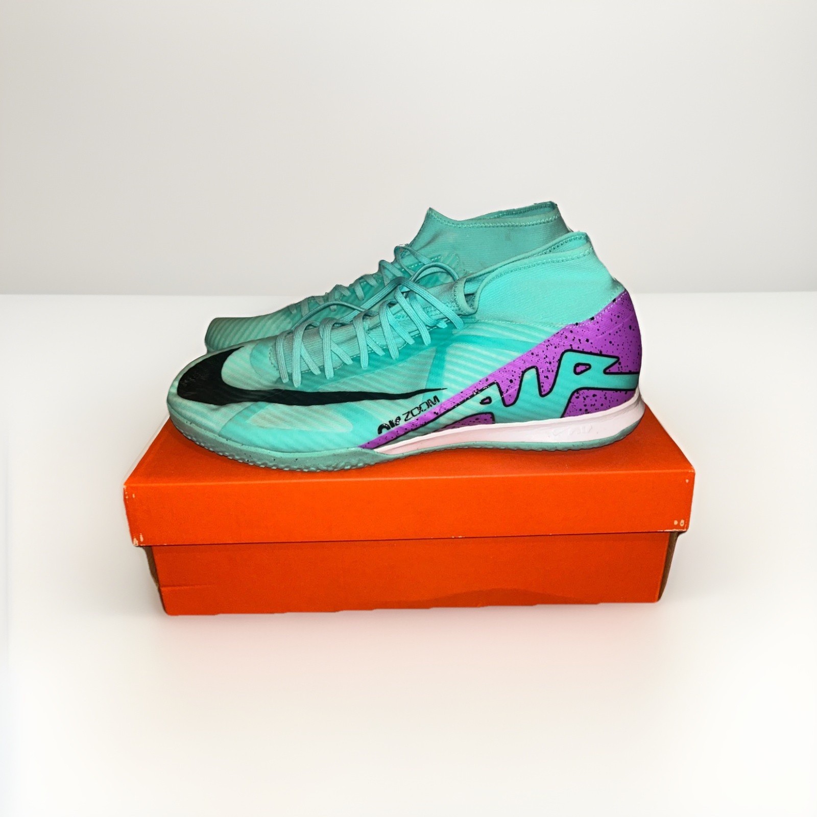 Nike Mens Mercurial Superfly 9 Academy Indoor/Court High-Top Size 12