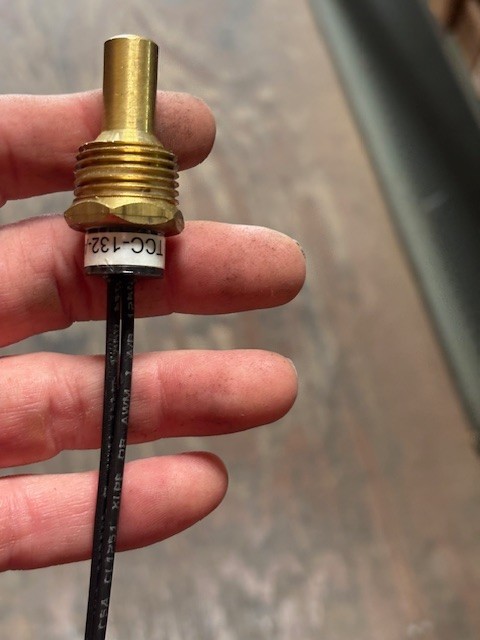TCC132A185C THERMOTROL IMMERSION THERMOSTAT NEW SURPLUS