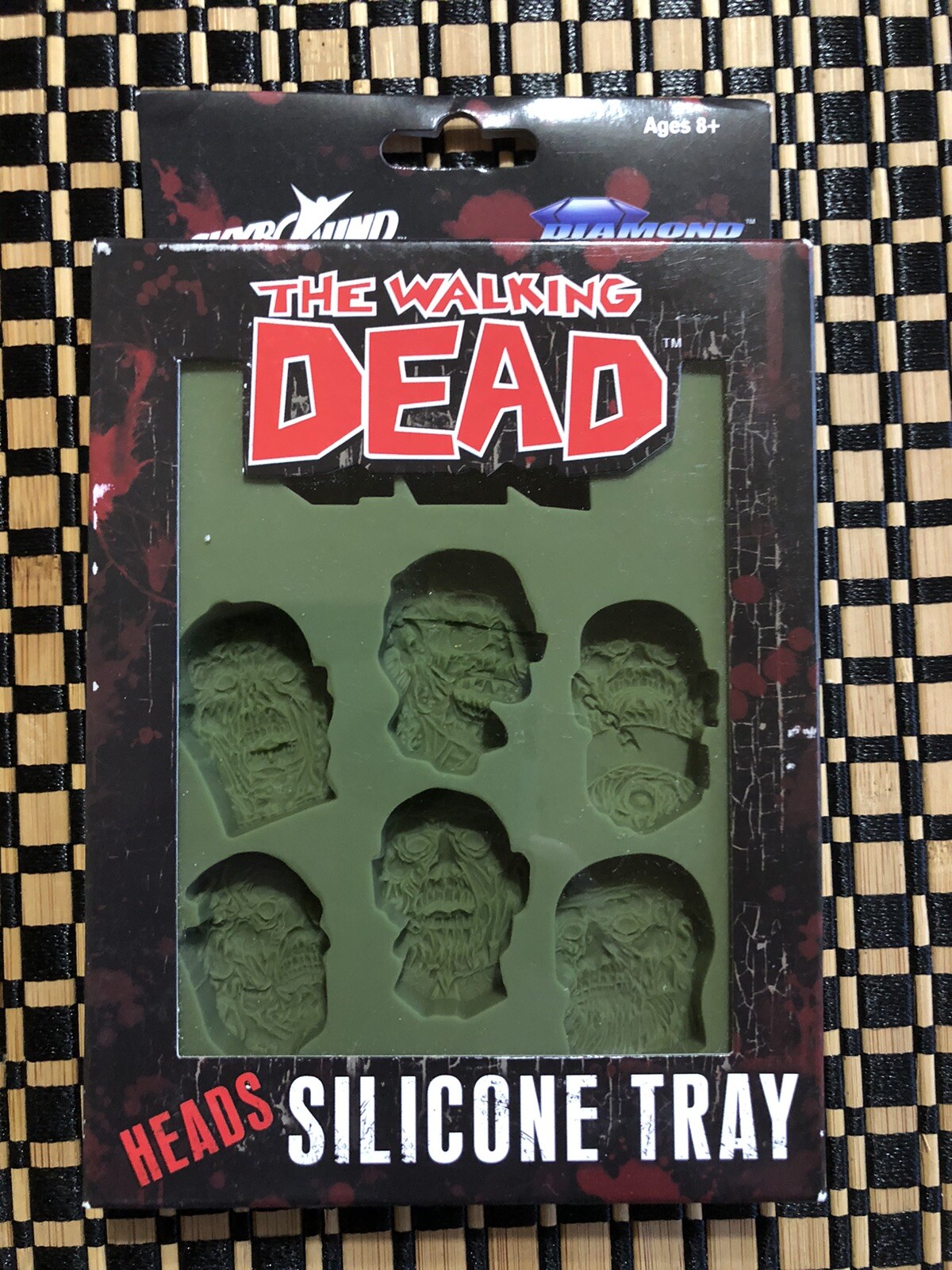 Diamond Select Toys The Walking Dead silicone tray NEW!