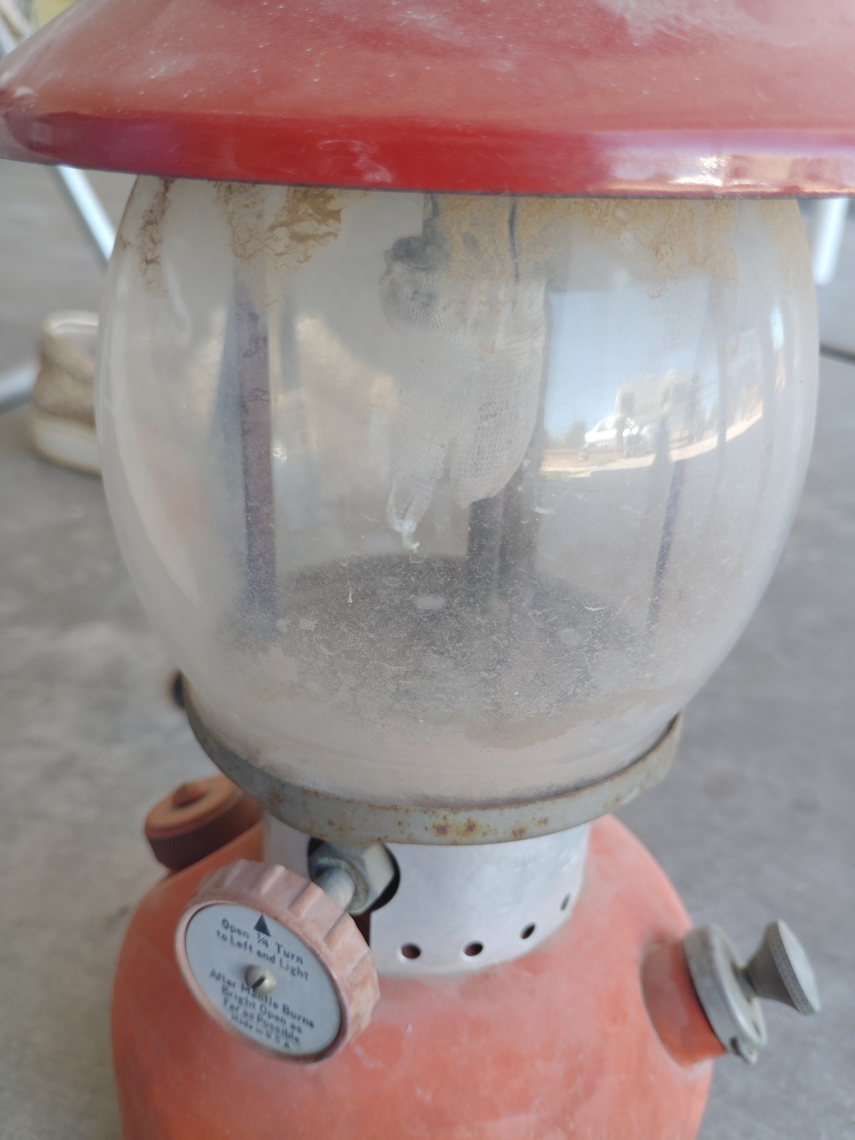 Vintage Coleman Lantern 200A single Mantel 1963