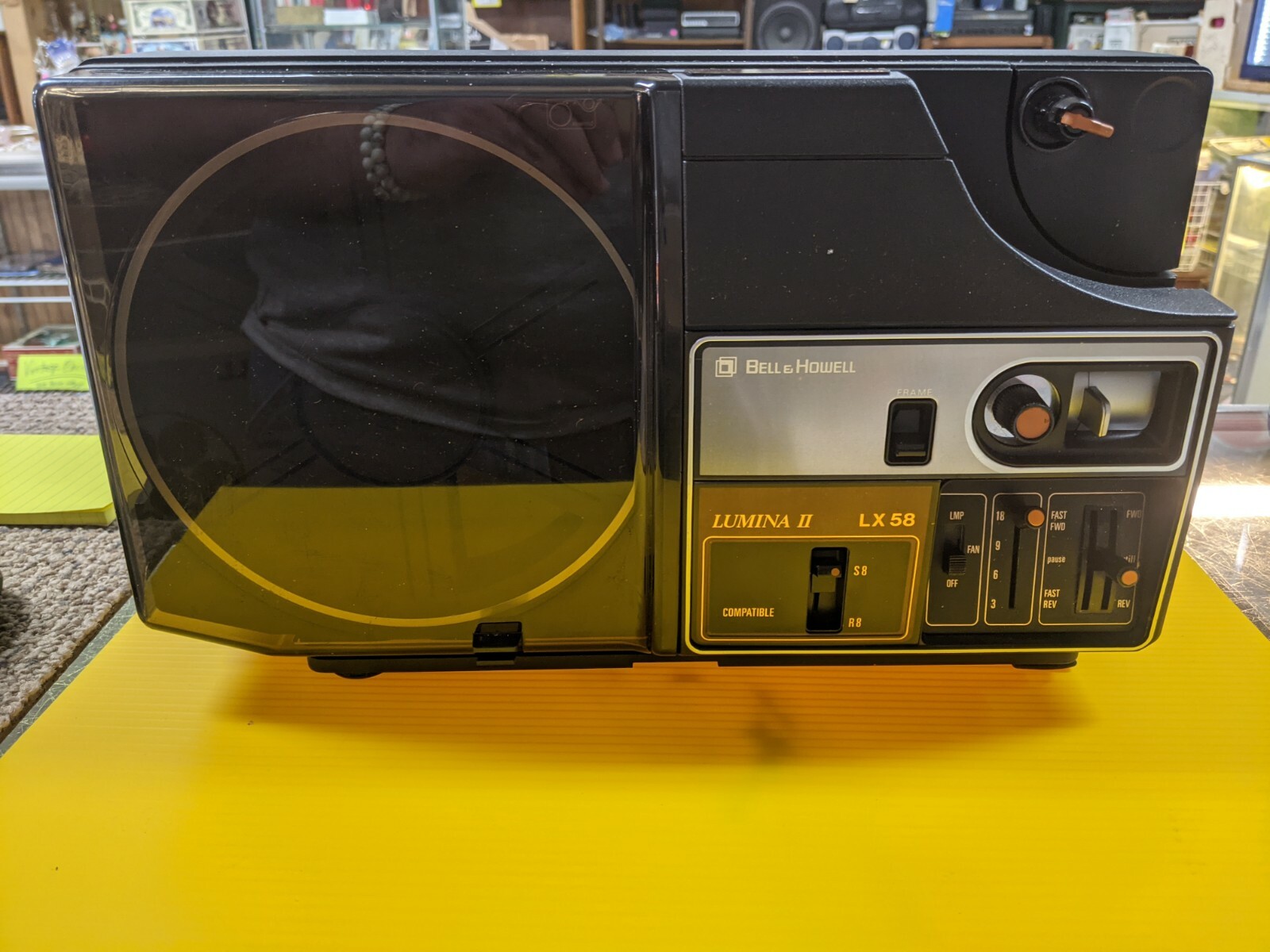 Vintage Bell & Howell Lumina II Projector LX58 [FC-82-TAB]