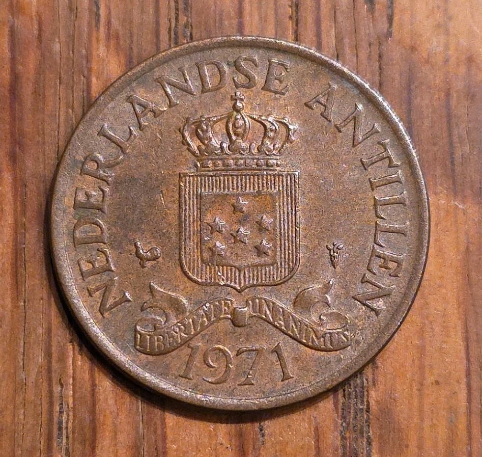 1971 Netherlands Antilles 2-1/2 Cents Crowned Coat Of Arms Six Stars Bronze Coin