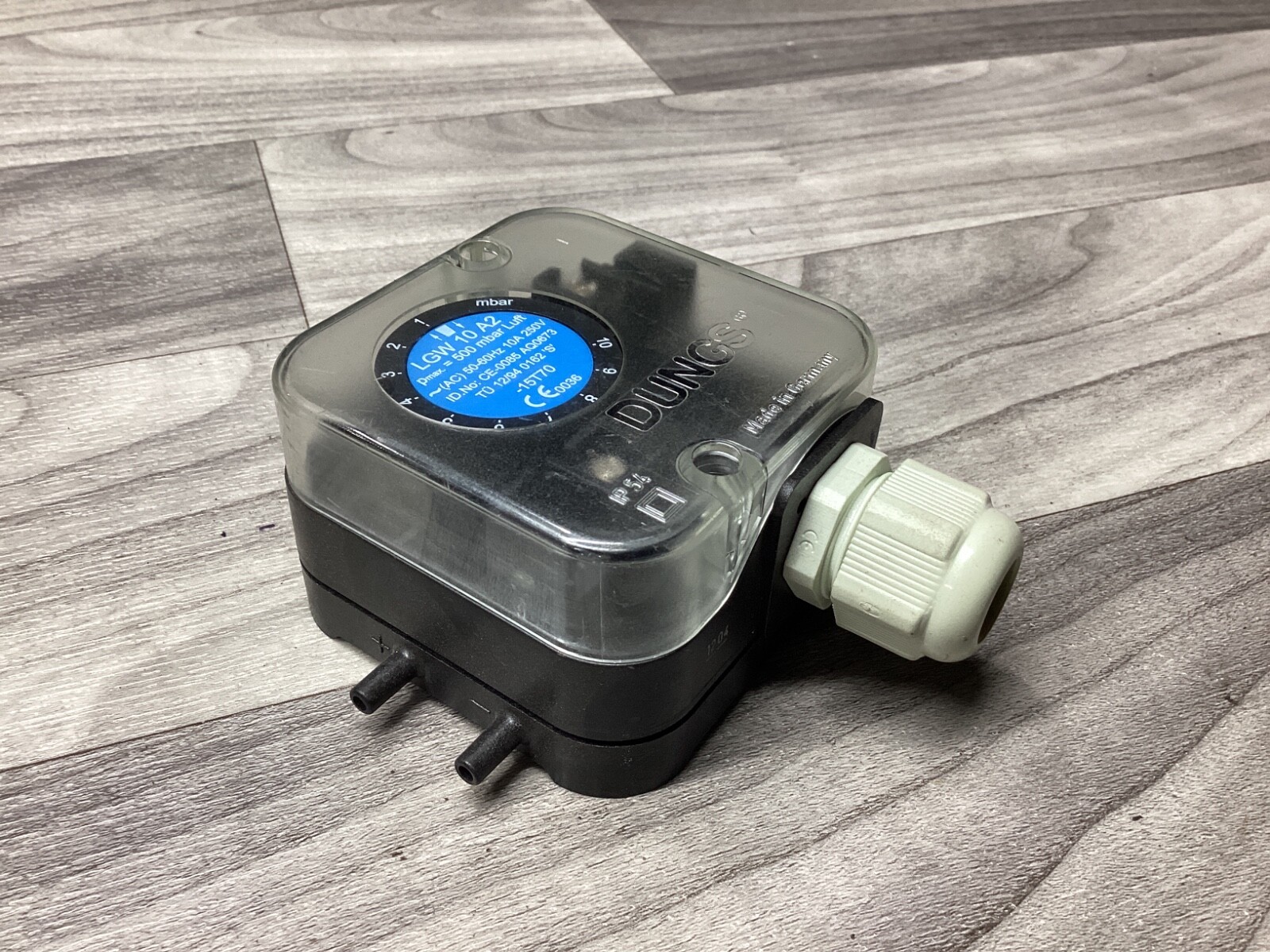 Dungs LGW10A2 Air Pressure Switch #129N4