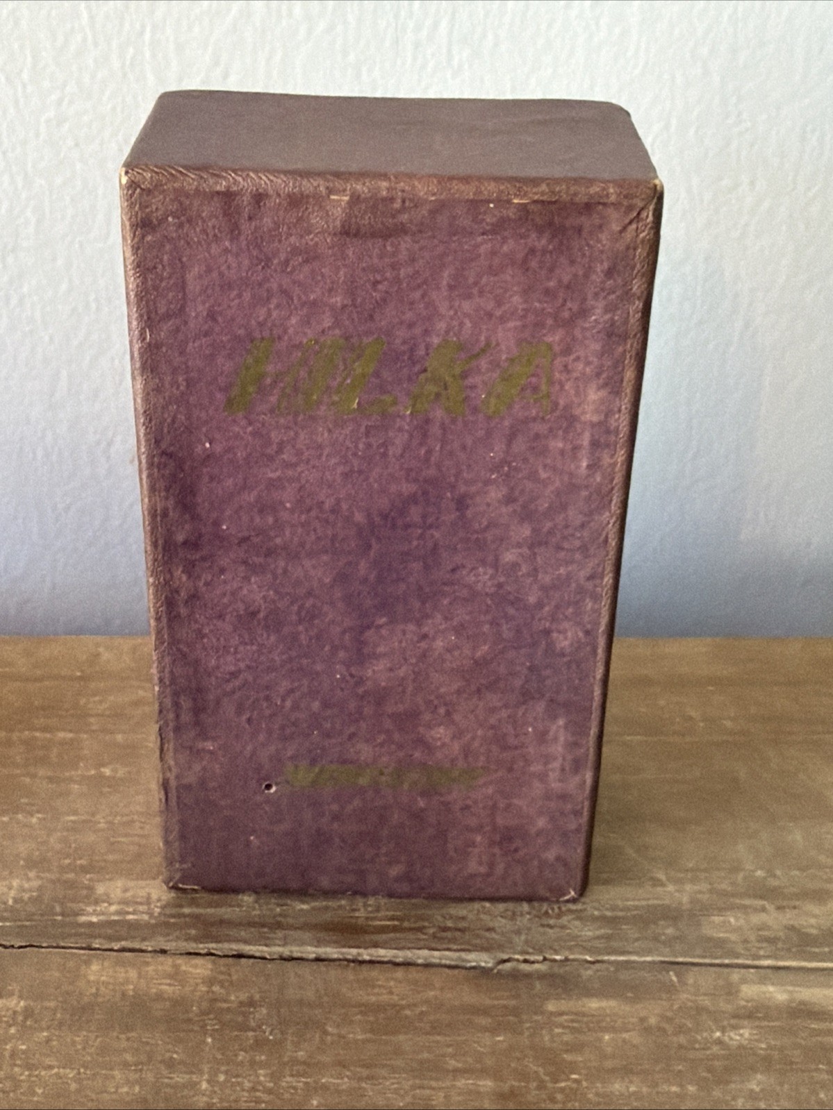 Vintage HIKA 150x Microscope 5in. Includes 3 slides and original box.
