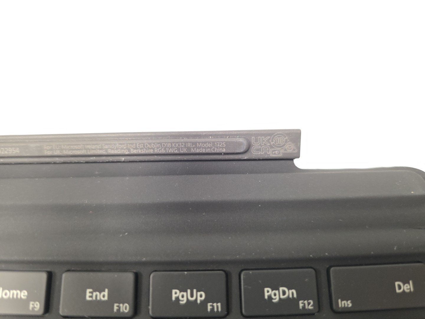 Microsoft Surface Pro 3, 4, 5 (2017), 6| Type Cover| 1725| Magnetic| Backlit