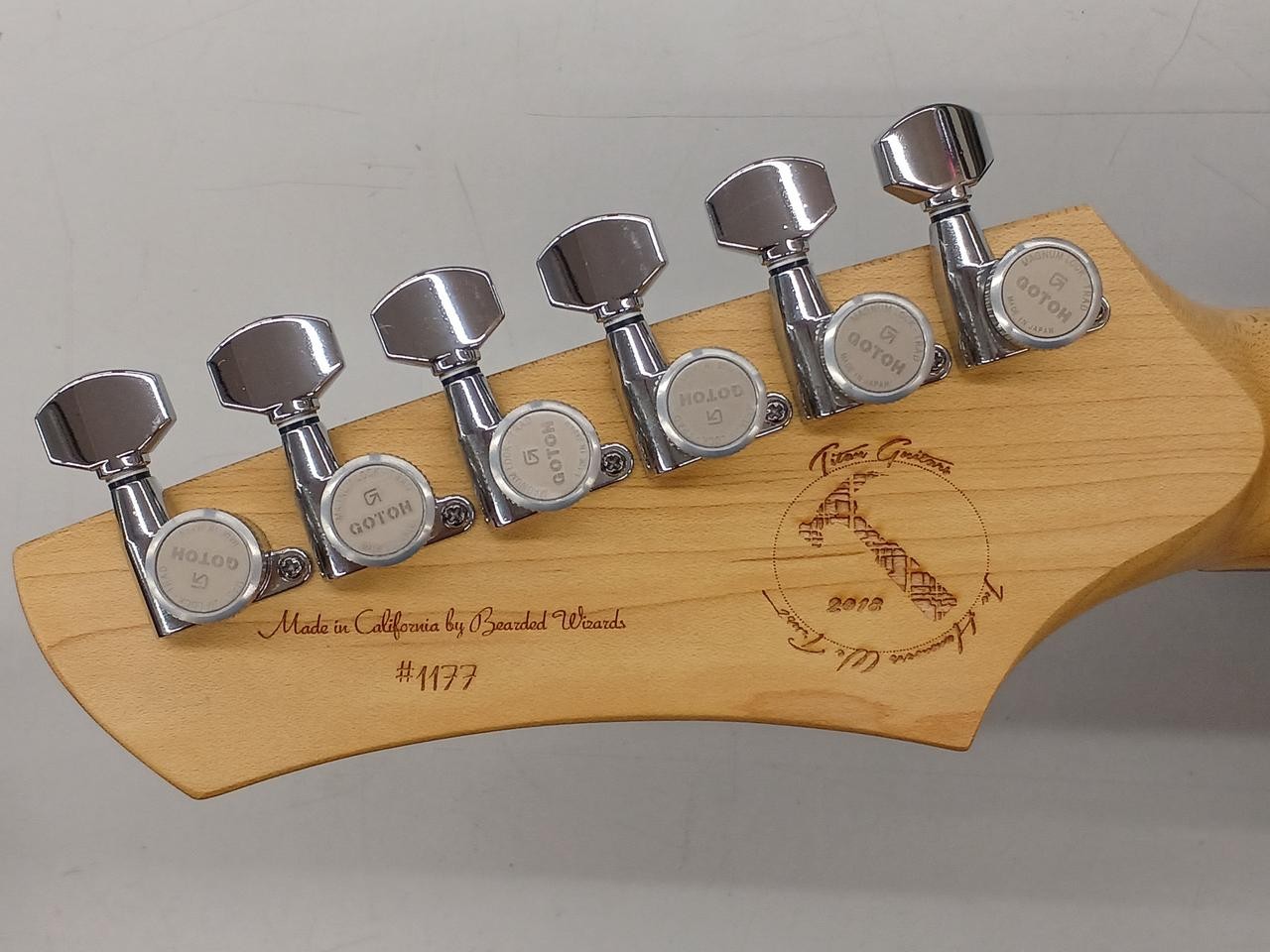 TITAN GUITARS KR-1 Custom Electric Guitar