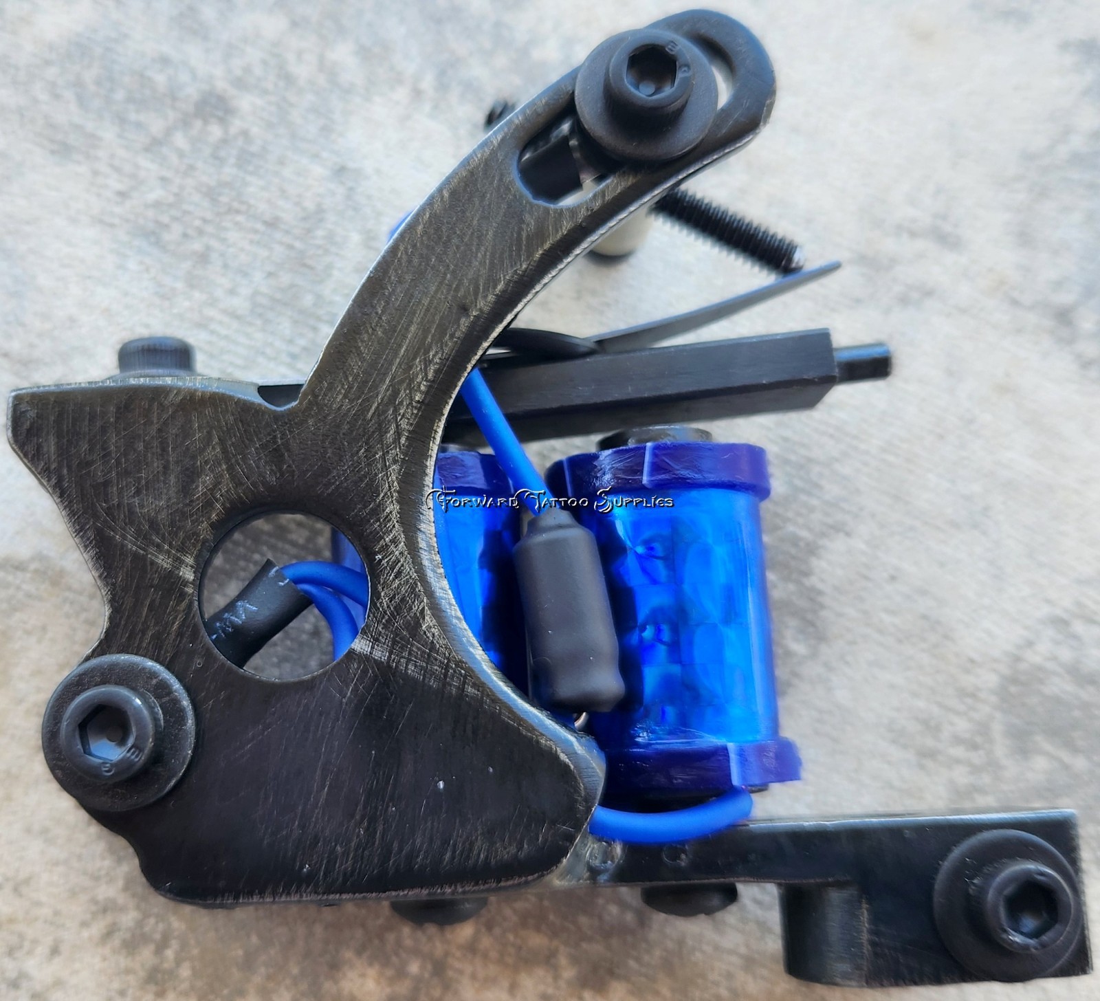 Blackened Distressed Walker Shader Tattoo Machine Custom Cut Blue Washers Prism